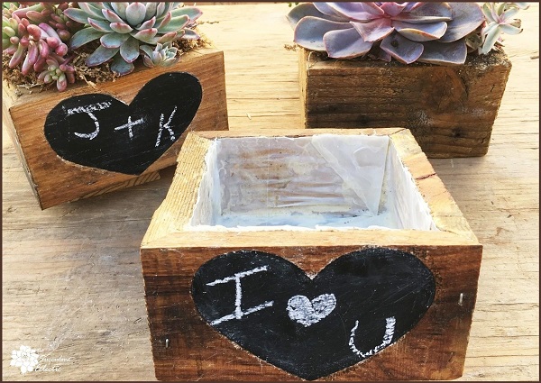 Valentine's Day DIY reclaimed wood planter with chalkboard heart