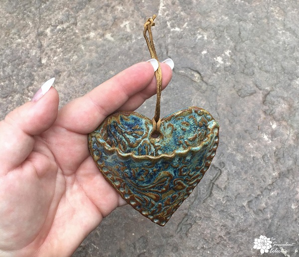 heart-shaped succulent pocket planter